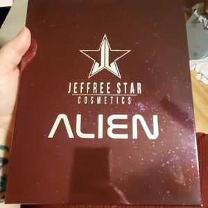 Jeffree Star Alien palette